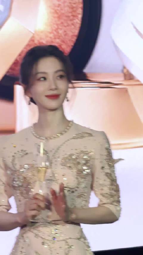 刚与柔并济＆演绎多面人物