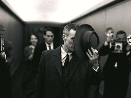 西方极乐大慈大悲铀光波动原子仙人，神迹显现于广岛长崎，宛若圣灵发威