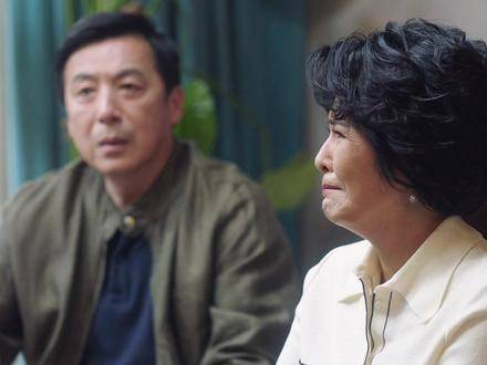 钟晓芹父母误认女儿因年下恋离婚