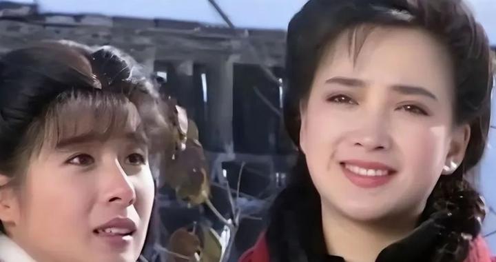 61岁何晴离世背后2个遗憾：脑瘤让她出现语言障碍，没陪儿子毕业