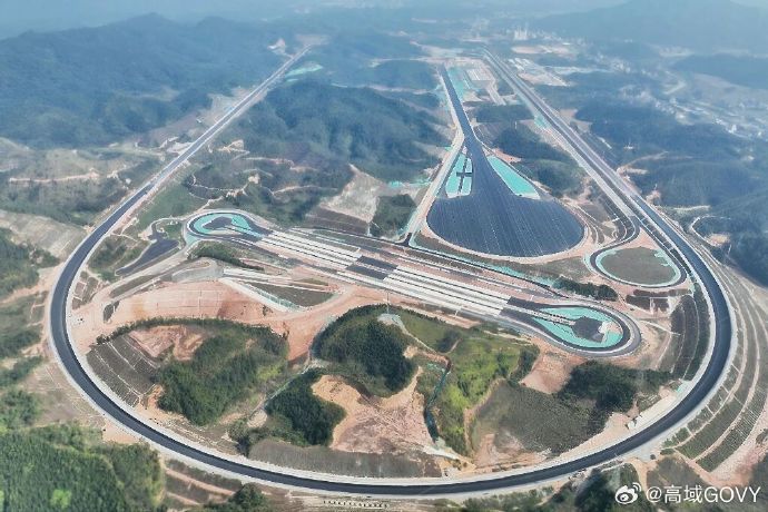 广汽高域飞行汽车试飞检测基地正式运营