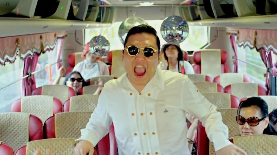 韩警方调查才2天，鸟叔被扒得一丝不挂，工作人员意外坠亡是冰山一角