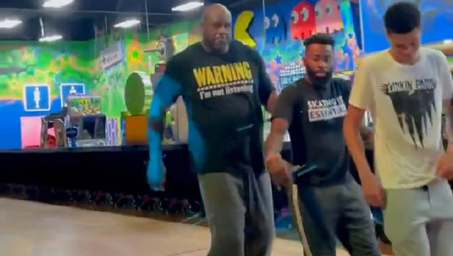 奥尼尔真的什么都会玩啊