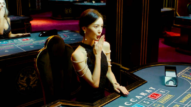 张艺兴新剧全打戏，对手竟是自己