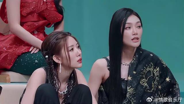 黄晓明曾可妮吴优同台，选曲组队环节开启！