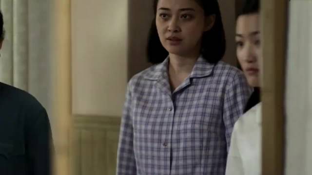 德华被邻居责骂沉默，安杰出面主持家务