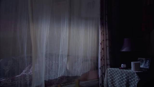 金婚：文丽拍手打蚊子，哪想吵醒婆婆，被骂的那叫一个委屈呀