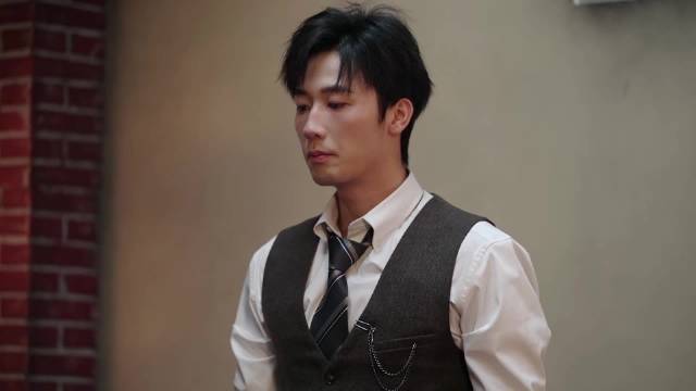 短剧版伪装者今晚东方卫视开播，爱奇艺优酷同步上线