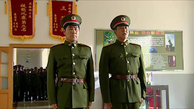 士兵突击：七连面临整编，又要送走三十个战友，连指导员都留不住！