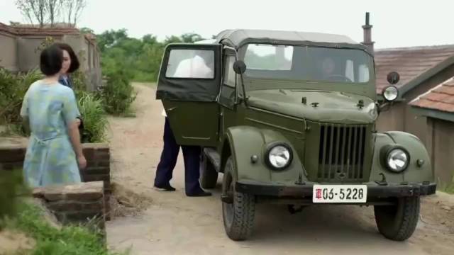 父母爱情：安欣离岛而去，德华比安杰还难过：这下只剩我一人了