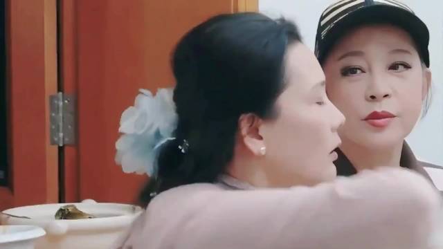 内娱瓜条实况转播，这哪是综艺能播的啊 一路繁花2 何赛飞 刘晓庆