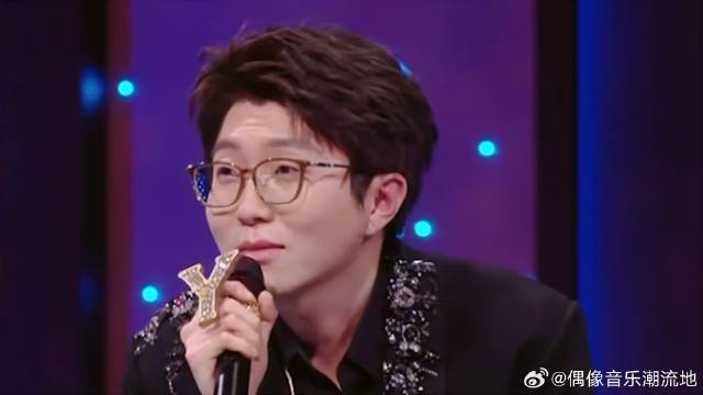 毛不易评价张清芳唱歌 谁料芳姐一句话，毛毛瞬间石化！