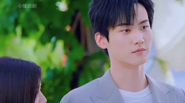 英雄救美后直接官宣！岑矜李雾这波操作太飒了丨陈妍希 周柯宇