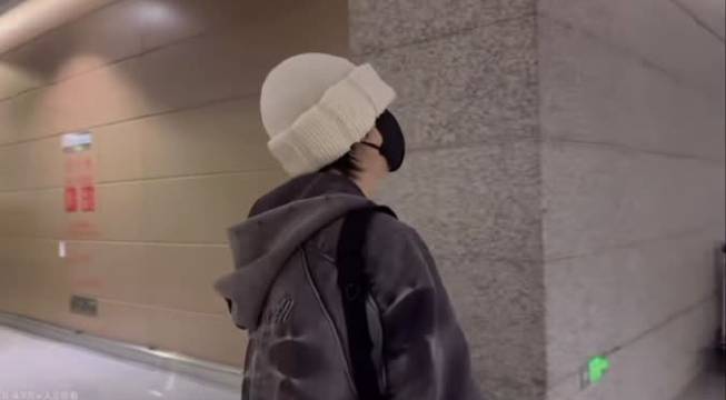 时代峰峻回应陈奕恒回归，呼吁给予试训生成长空间