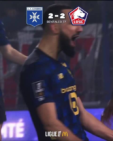 疯狂的10分钟！ 在欧塞尔vs里尔的最后10分钟内，场上产生了4粒进球和2张红牌