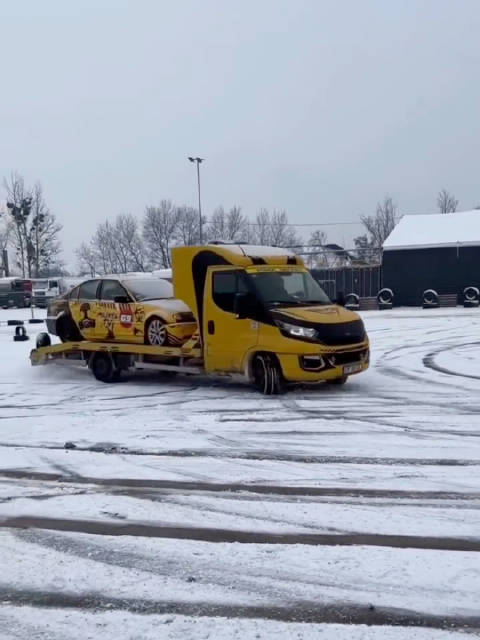 当BMW上了救援车