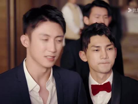 黄景瑜前男友团送祝福现场笑翻众人