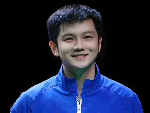 樊振东杀高球进攻犀利，水谷隼防守再好也抵不住暴力熊猫的扣杀，樊振东