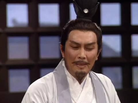 知孔明在江东为我陈词，宁玉碎不降曹，其忠义令我感动，我虽败，志不屈