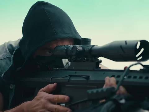 女记者遇险特种兵一枪爆头狙击手