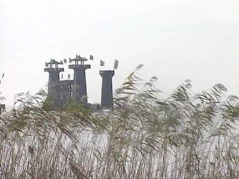 子敬质疑周瑜沉默，公瑾苦肉计为江东大局