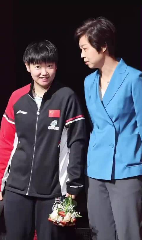 张怡宁赞孙颖莎太拼，两人热聊停不下来