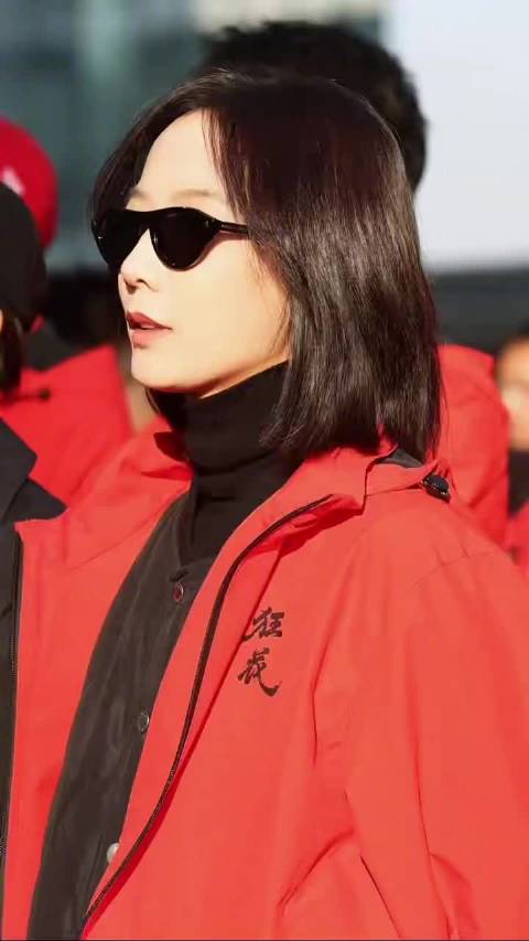 王珞丹进组路透曝光状态极佳