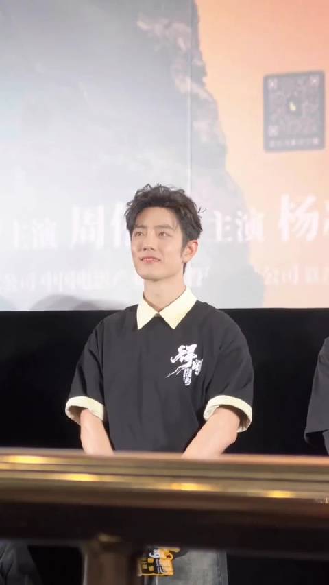 侯鸿亮谈正午阳光出品理念，好作品源于敬畏