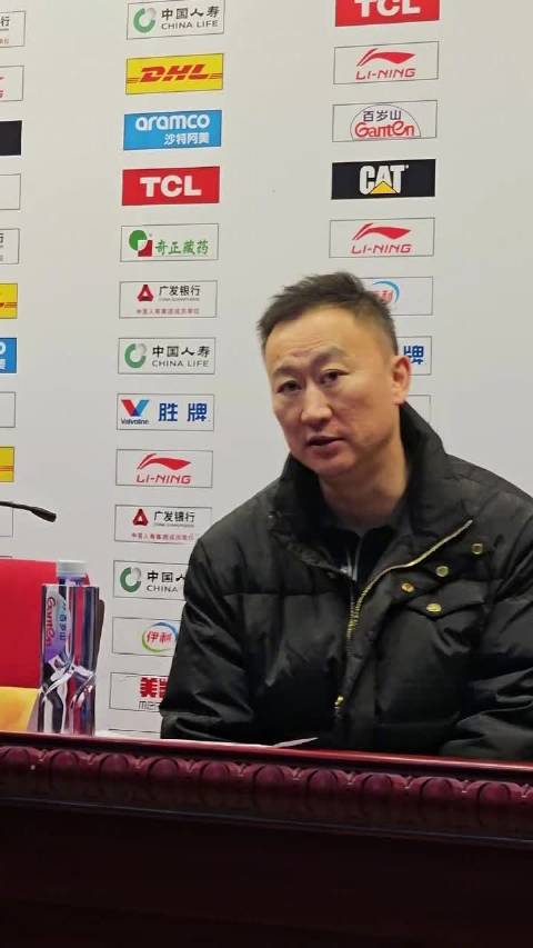 青岛男篮96比64轻取四川队获两连胜，刘维伟谈40分钟赛制挑战