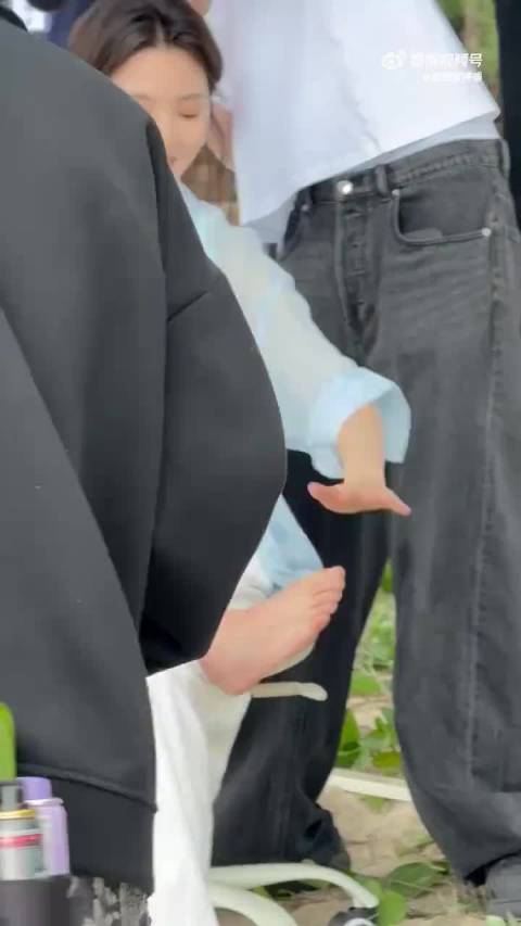 章若楠人美心善