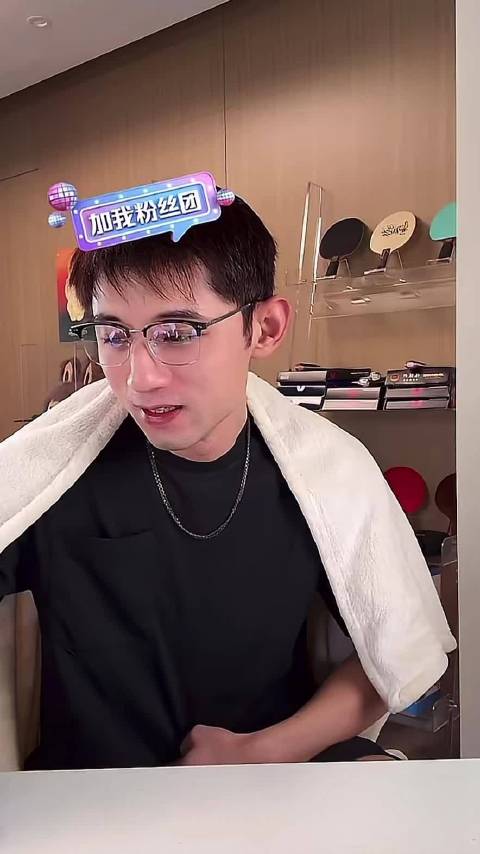 每次说话都说一半 小狗得瑟，给你们留点悬念