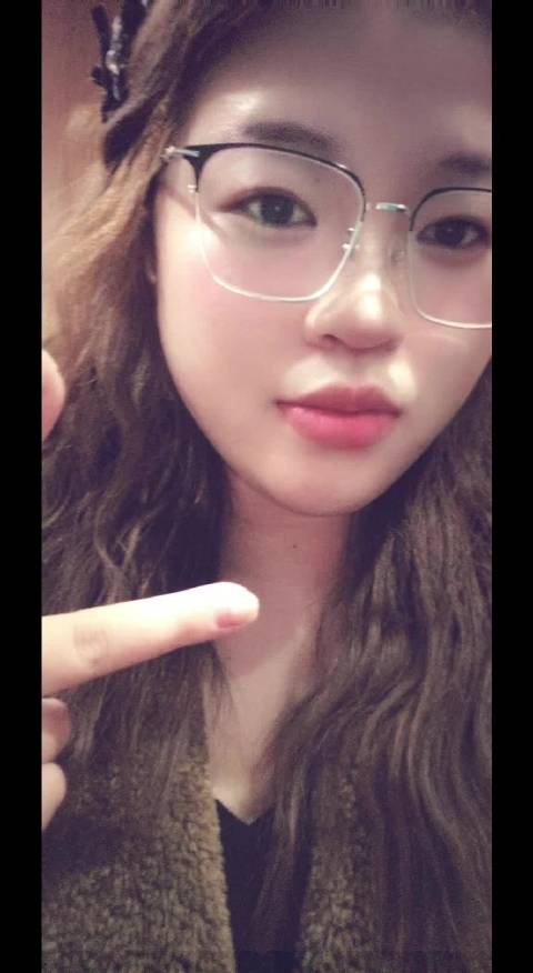 板不板正我不管 我就得意我这款.@金瀚Kim @金瀚Kim @蔡徐坤