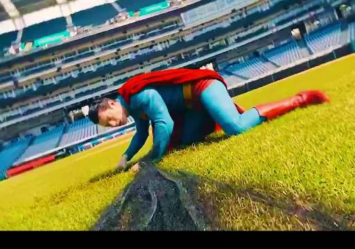 超人vs机器人，到底谁更强？