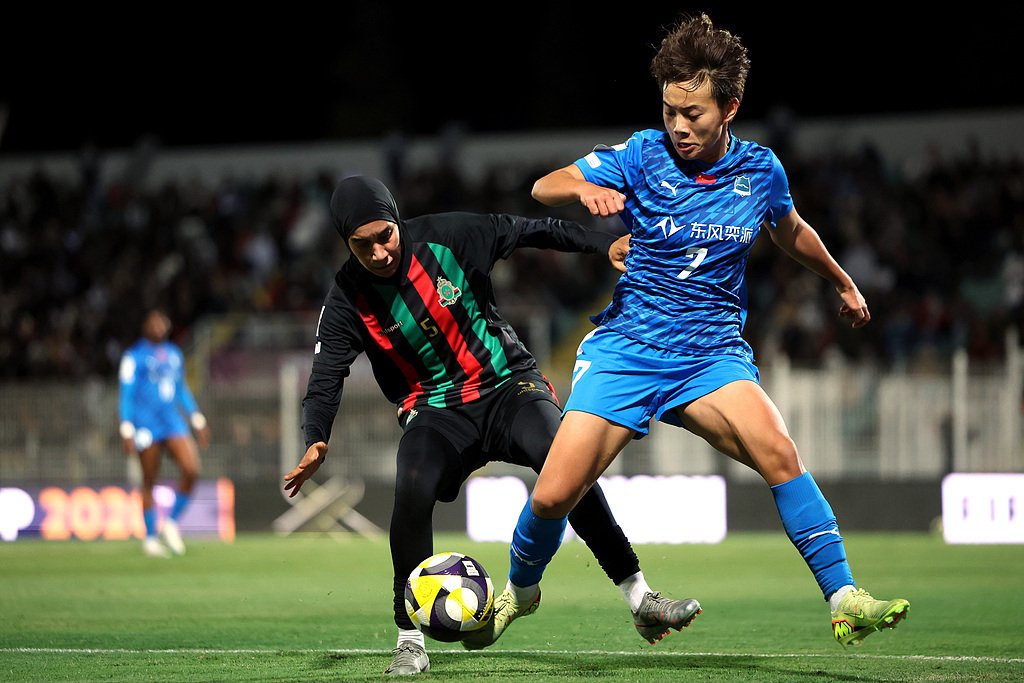 体坛联播｜武汉女足冠军杯1比2遭淘汰，姆巴佩回归即进球