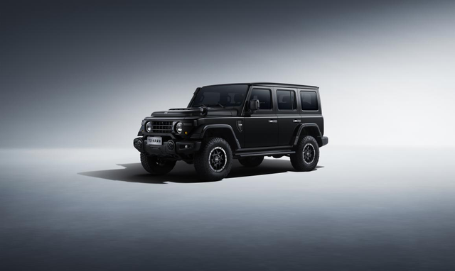 硬派越野市场再分化，212如何回应市场趋势