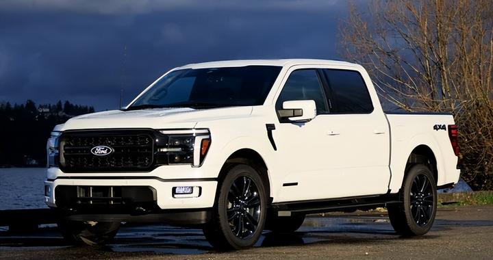 日本“老头乐”反攻美国，V8大皮卡要塌房了？