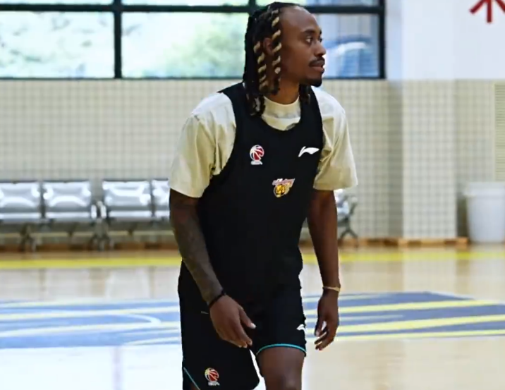 三分命中率40%！杜锋下一场换他？曾单场46+13