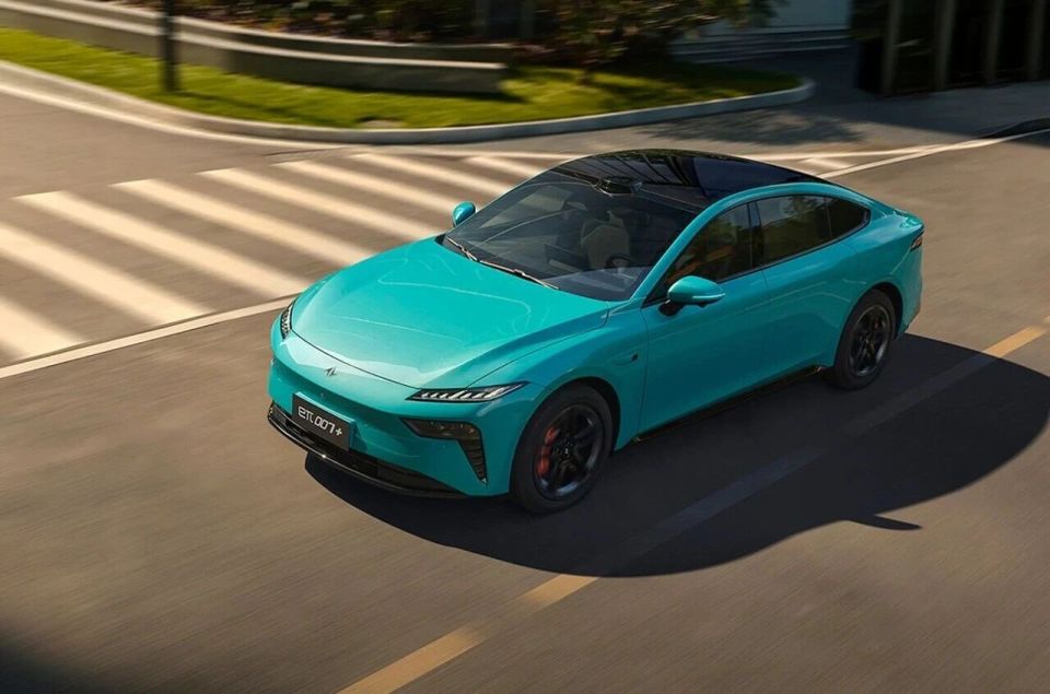 15万级又来王炸？标配激光雷达，零百加速3秒级，比SU7划算！