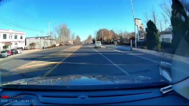 视频车司机：大家给评评理，这是谁的责任？