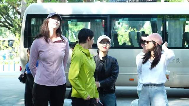 郭晶晶邓亚萍等十位冠军共筑体育强国梦