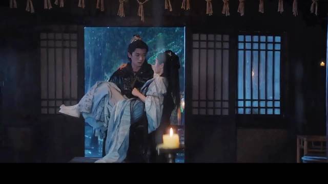 段敖登给黎霜修缮房顶 却从房顶摔下 留宿黎霜小院 丞磊 宋轶