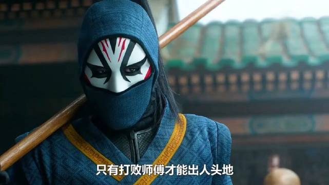 男孩每天都要练习木桩上万次，只为打败师傅成为绝世高手