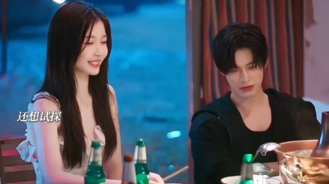 姜暮单纯妹妹一直在夸三赖哥，靳朝能不吃醋那是假的