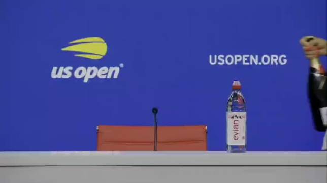 萨巴伦卡美网夺冠哽咽致谢