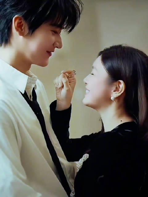 小嘴巴闭起来原来是这么回事儿！