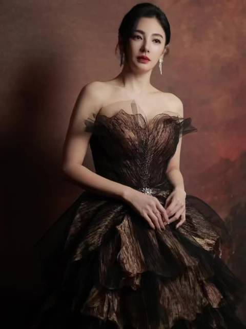 啊啊啊啊这个张雨绮状态不要太好！见证荧屏之外的从容力量，姐姐你美