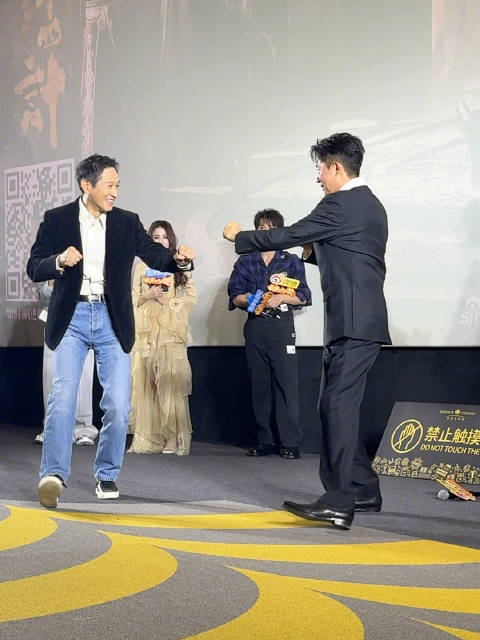 刘奕君王劲松 法拉利老了果然还是法拉利