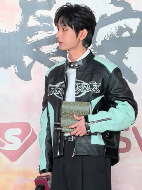 复仇天团谢淮安@成毅 萧武阳@刘奕君actor 吴仲衡@演员王劲松 顾玉