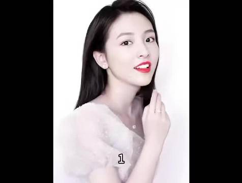 千金隐瞒身份入职濒临倒闭公司，途中偶遇多年暗恋对象