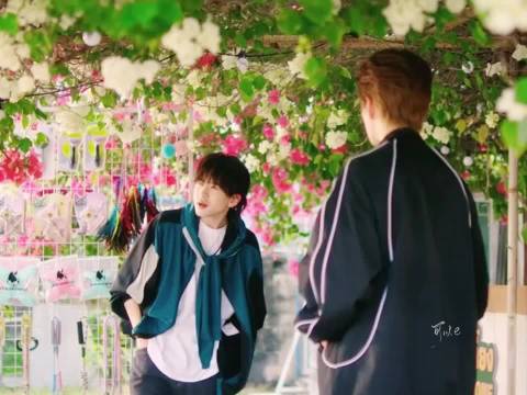 Mike多年未变引惊叹，法拉利风采依旧